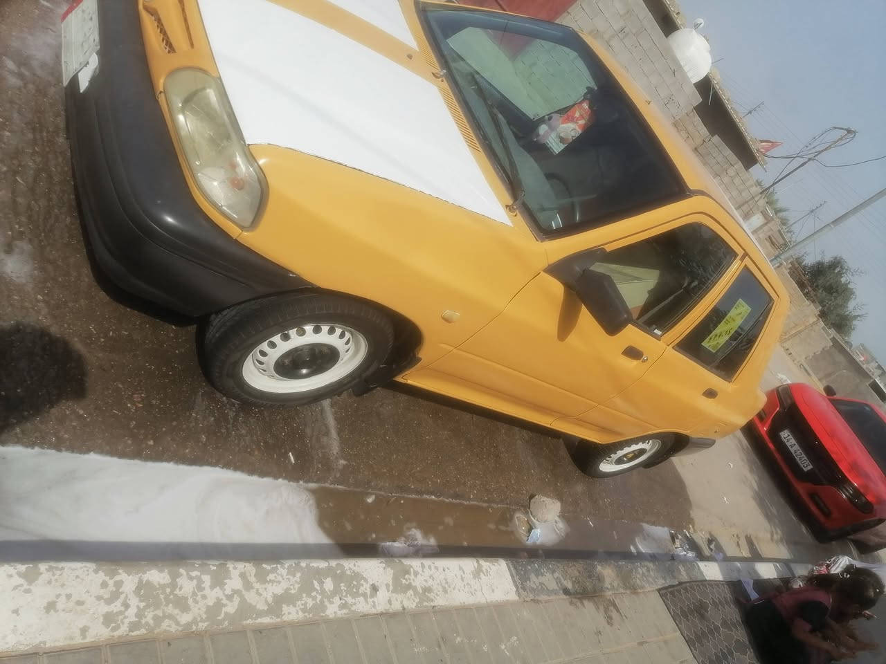 سلام عليكم رمضان كريم سايبه للبيع رقم بصره مصفره هيه وقرامات سياره جديده احلا من صوره  المديل 2015  مكينه جديده  شرط لا تبخير ولا تنقيص   سعر 32 وبيهه مجال حق جيه  العنوان بصره  تصال فقط مارد عل وتساب مكلف بل نشر  رقم صاحب سياره  ***********
