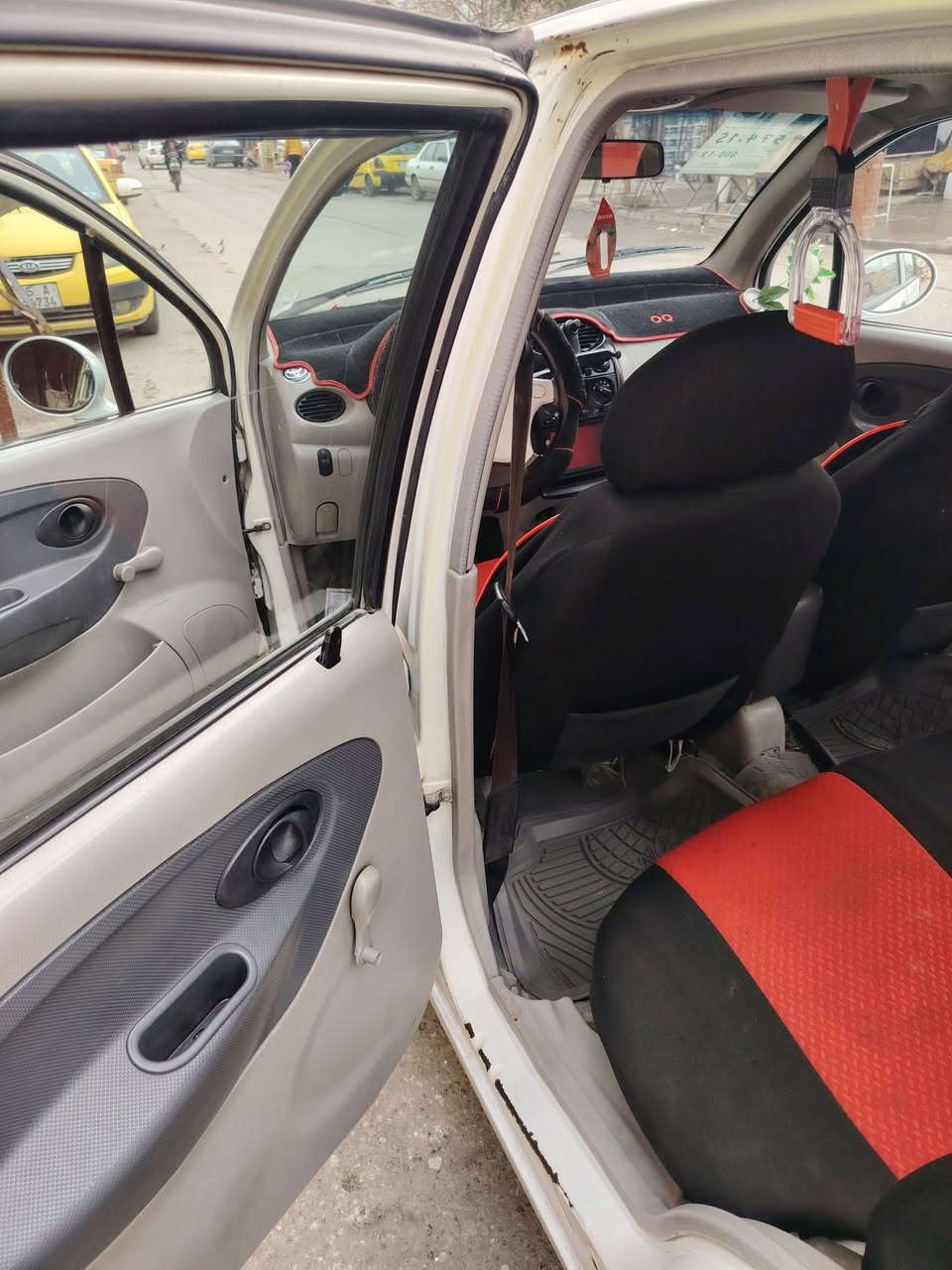 رقم نينوى انكليزي مسطرة
كير مكينة شرط
صبغ حزام جمالية
مكفولة مصفرة بدون ضرر
كلها شغالة كهرب تدفنة تبريد
سنوية تتنهي ٣٠ حتى هزة مطب
*********** اووووو ***********موصل خابر وتدلل طالب ٣٣$ بيها مجال
