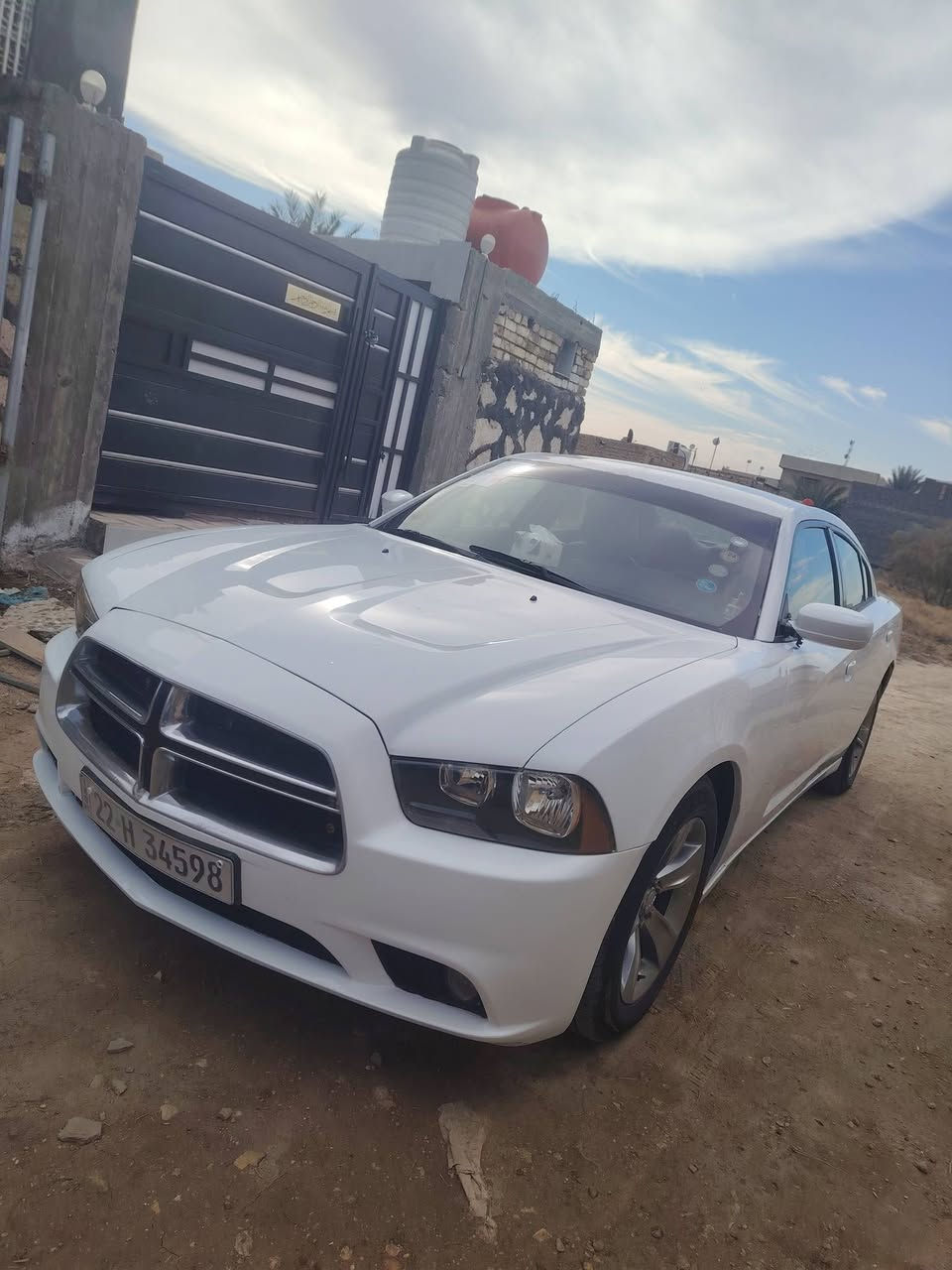 دوج جارجر موديل 2012
وارد كندي للبيع او كلين كفالة عامة بيها بارد بسيط  بجاملغ مفتوح 
رقم اربيل هزة جديدة سنوية لل 29 باسمي مداور ثاني يوم
مواصفات كير عصى بصمة تشغيل
بصمة ابواب كشنات جلد كامره خلفية لايت زنون عالي LEDكرسي سايق كهرباءكير ومكينه جدد 
اكسل جديدحدادية ستوني شادها
تخم تاير جديد تو ويل 
مكينة 6 سلندر 3.600مكان السيارة بابل الهاشميه للاستفسار *********** السعر: 158$
