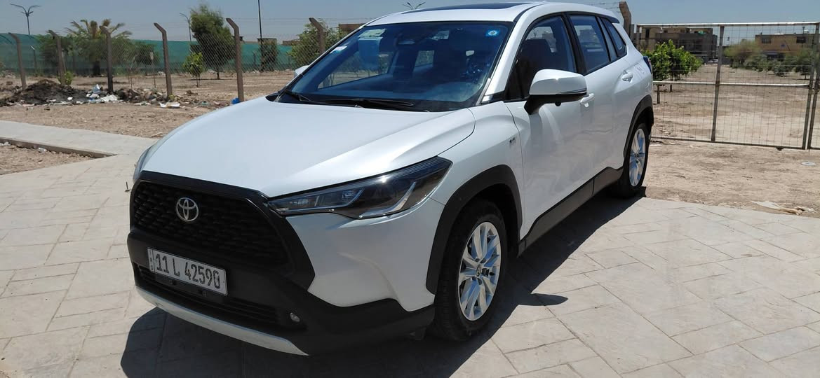 كورلا كروس 2025 
مكينه 2000cc بانزين+كهرباء 
فول موصفات 4 كامرات  360 درجه 
رادار امامي فتحه سقف
تحديد مسار .مثبت سرعه .تحكمات تحكمات ستيرن جهتين.  اوتو هولد .هاند بريك دكمه . 3 وضعيات قياده .  4 جامات +فتحه السقف اوتو . داخل لونين . تبريد قطعتين . بصمه ابواب . بصمه تشغيل عدد 2.
عداد الكيلوات  74000 
بارد خشم البنيد وصبغ عله كده +بارد ب قبق الجنه وصبغ ع كده 
الباقي وكاله 
 اماكن بسيطه وصورهن مووجودات مكان السياره الزعفرانيه 
*********** بغداد, العراق
