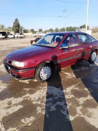 #للبيع سيارة اوبل فكترة  موديل 1989. مصبوقة عام    تخم تاير جديد كير ع...