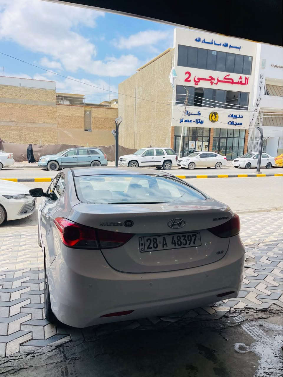 سلام عليكم
النترا خليجي موديل 2012
بيها صبغات ابيعك حزام
مكانها النجف ملحق الروان
السعر ٩٠ وبيهامجال
الاتصال *********** Singapore
