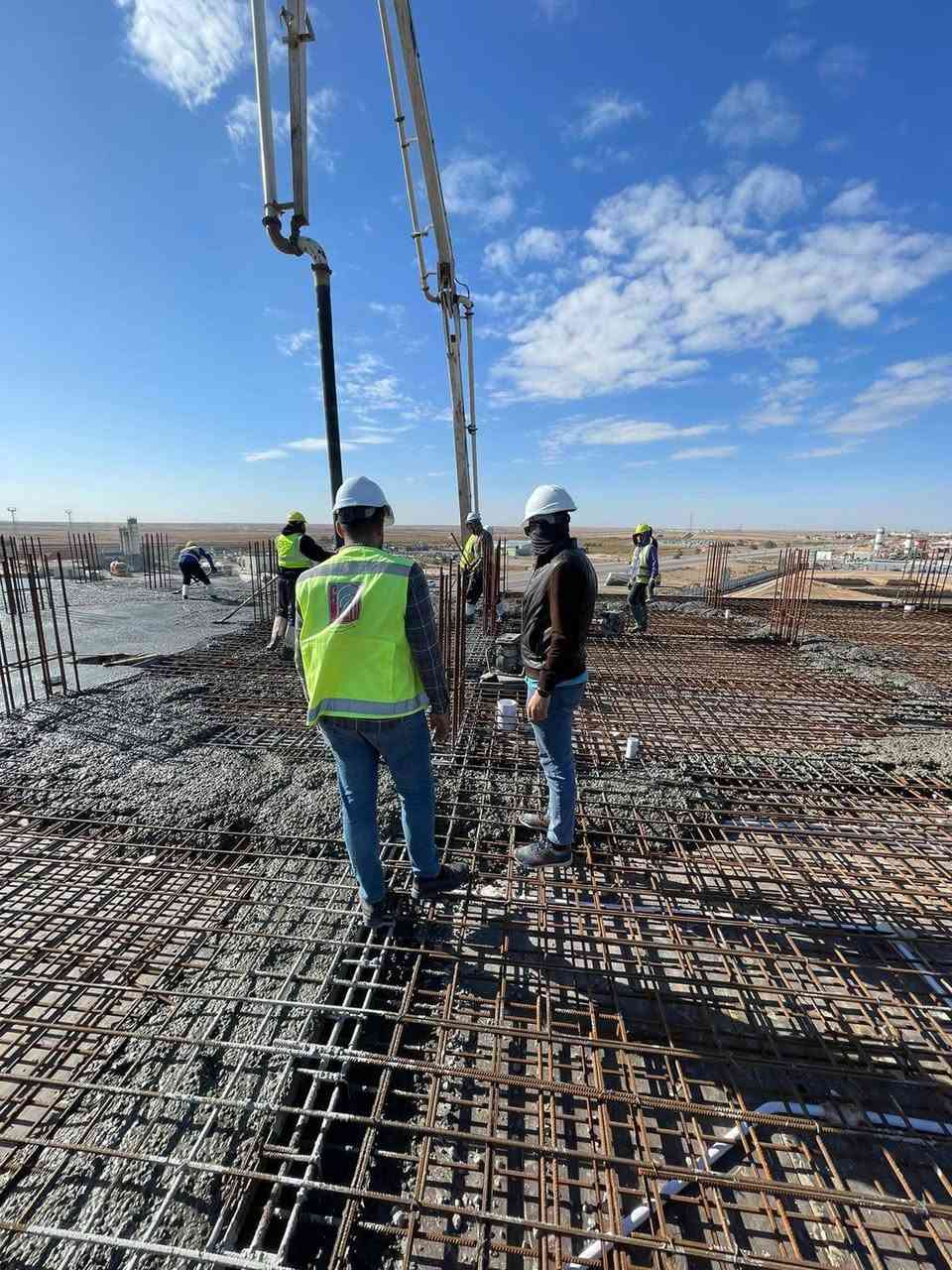 بشرى ساره إلى أهالي بغداد الكرام🤌 حقق حلمك واخلص من الايجار سعر المتر 400الف فقط
تعلن شركه الدر للمقاولات العامه 
بناء بتقسيط المريح 
علماً القسط الشهري 400الف فقط♥️ 
👈جميع المواد بإشراف الزبون 
كادر مختص بجميع مراحل العمل 
للاستفسار الاتصال أو مراسلتنا ☎️واتساب ***********
أو زورنا العنوان الكراده تقاطع المسبح
