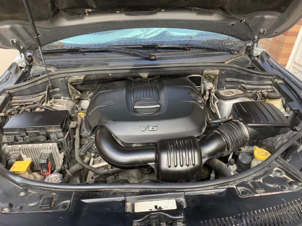 🔥 للبيع دودج دورنكو SXT Plus موديل2015 🔥
سيارة نظيفة جداً واستعمال شخصي، بحالة ممتازة وما تحتاج أي مصروف. المحرك 3.6 V6 والجير والشاصي بحالة ممتازة، والتبريد والمكيف يشتغلن بكفاءة.
المواصفات:
✅ شاشة لمس
✅ كاميرا خلفية
✅ حساسات
✅ تشغيل بصمة وستارت
✅ مثبت سرعة
✅ 7صفوف مقاعد
✅ جنوط أصلية
✅ داخلية نظيفة جداً
السيارة جاهزة للفحص بأي مكان، والفحص خير دليل.
السعر: 185ورقه (قابل للتفاوض بالمعقول بعد المعاينة).
للاستفسار: خاص أو اتصال.
رقم الهاتف:***********