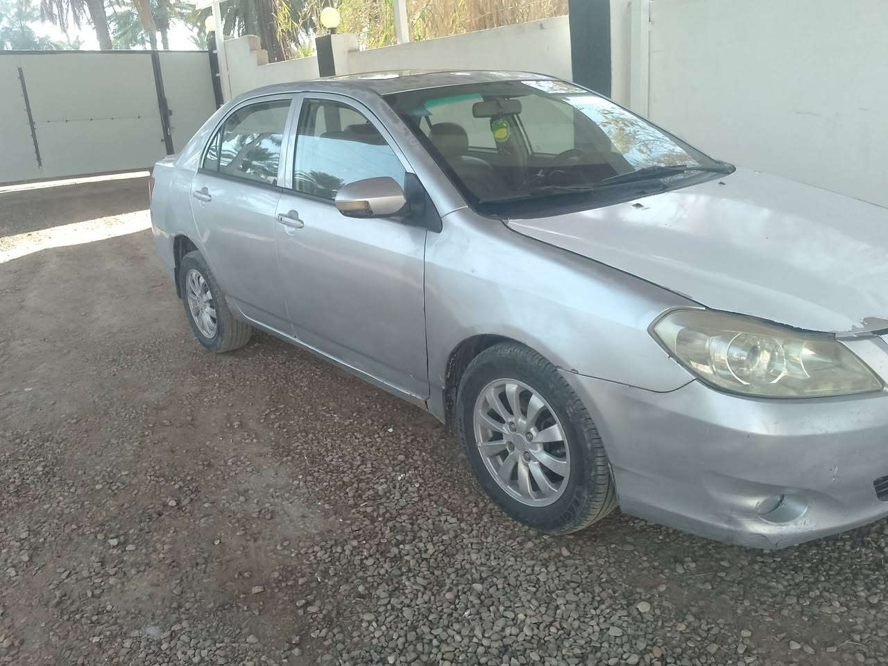 السلام عليكم بي واي دي موديل 2013 G3
كير اوتوماتيك سياره گير مكينه مكفول صدر جديد طستهه ناعمه كلش وحلوه تايرات جدد سنويه لل 29باسمي مشروع وطني رقم مثنى سياره دوشمه جديده  كاعيه وكشنات  حساسات بصمه فتحه اشاير بالمري اشاير ترحيب تحكم ستيرن  سياره كلش حلوه مال بيت مكان السياره واسط الزبيدية
 سعرهه 42 وبيهه مجال للاستفسار ‏‪/***********/ ‬‏‏‪***********‬‏
