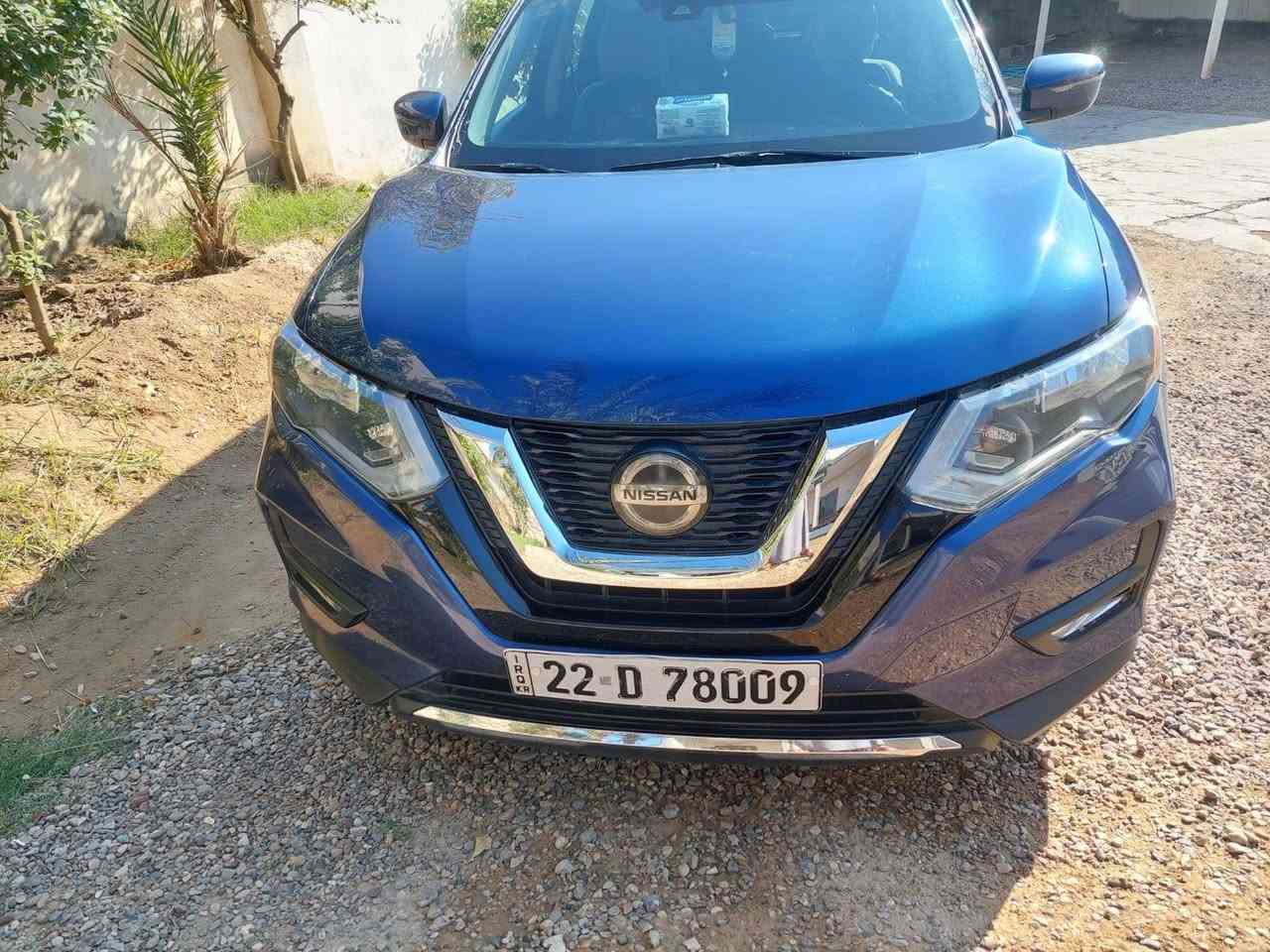 نيسان روج موديل 20 للبيع رقم اربيل انجليزي باسمي بيها قطعه صبغ وحده باب السايق تبديل ماشي  90 حقيقي السعر 160 وبيها مجال*********** مكاني ديالى دلي عباس
