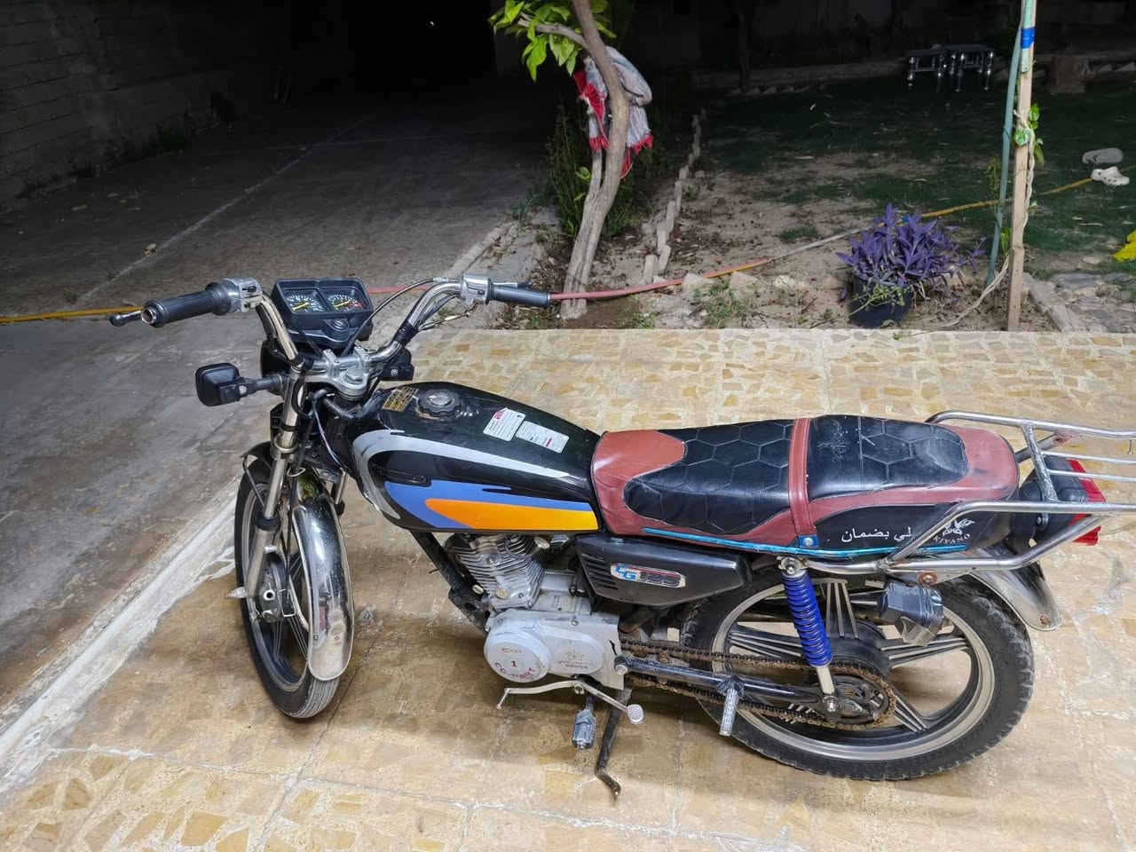 بارت عيتاني  خمس 9
4 كير ماطور فول نضيف كدام العين
 ماطور تأخذه كبل الشارع كشي ميحتاجله نضيف 
ممرقم سعر 375 وبي مجال مكاني موصل 
رقم + وتساب ***********
