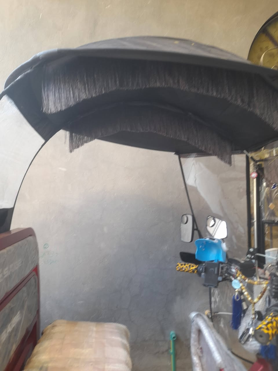 🚲 ستوته  شحن للبيع
🔹 الموديل: 2025
🔹 اللون: ماروني
🔹 البطاريات: 6 كبار جديدات شركه

🔹 الحالة: جديدة وخير من الله
🔹 الاستخدام: شي قليل 
📍 المحافظة: الأنبار – الفلوجة
📞 للاستفسار: ***********

⚠️ملاحظه: كهربائيات كله شغاله والبريكات شغاله يدوي ودواسه 
نضام بك
نضام 3 طكات
