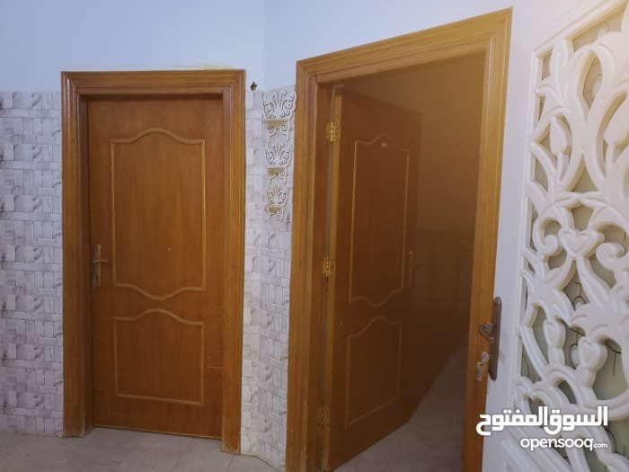 يعلن مكتب المرتضى للعقارات عن توفر
بيت طابق واحد للبيع ، في ياسين خريبط ، الزون الثاني
طابق واحد ، بناء 2018
المساحة / 200 متر
الواجهة / 10 متر
النزال / 20 متر
يحتوي على / غرفتان وصالة واستقبال ومطبخ وكراج وصحيات
سعر البيت / 350 مليون

توجد لدينا عروض اخرى
للأستفسار الاتصال على الارقام التالية
 *********** - ***********
نستقبل كافة العروض والاعلانات نشرها وترويجها مجانا
عنوان المكتب / الجنينة / شارع جامع الكرناوي / مقابل فتافيت سنتر
