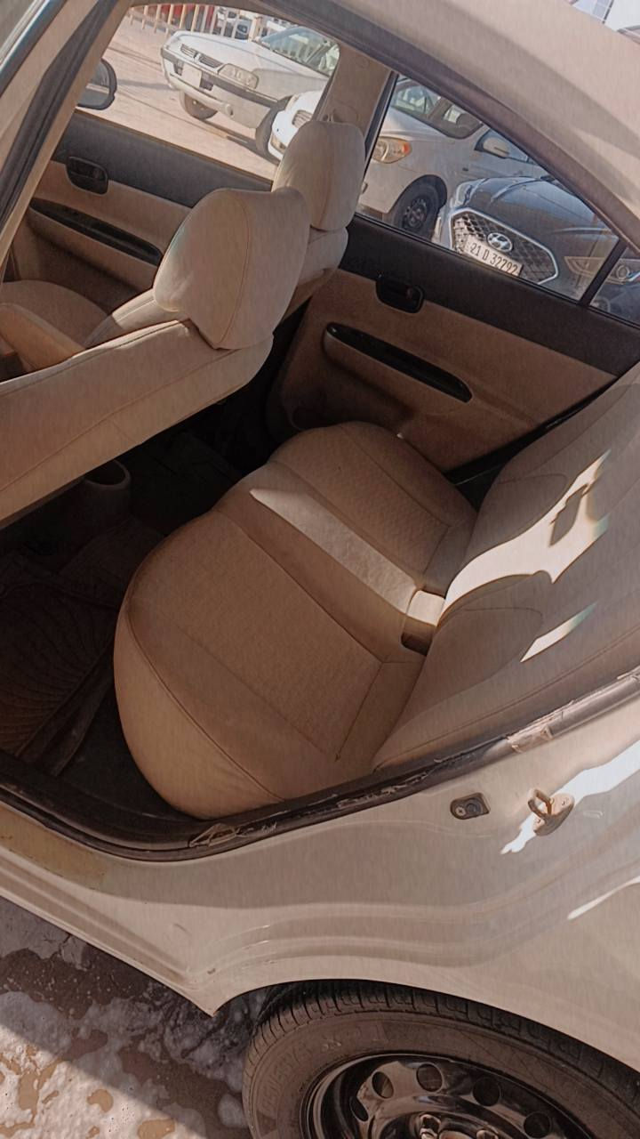 اكسنت للبيع موديل 11 السياره مكفولة رقم اربيل ألماني تريد تحويل تريد وكالة لسياره جاهزه كير مكينه مكفولات مكاني نجف  
استفسار بخصوص السياره اتصل ***********

غير متواجد عل فيس
