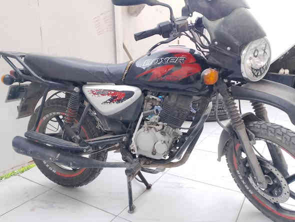 للبيع بوكسر موديل 23 نضافه فول مرقم باسمي تحويل ثاني يوم مكانهه بغداد الدوره السعر مليونين ونص 2500 للتواصل *********** اتصال او واتساب
