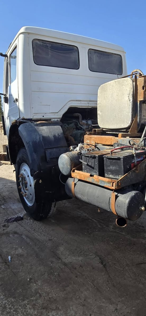 سلام عليكم للبيع البي بتره بلادي قلاب موديل ٧٥ مجموعة جي اف رباط عوج كير ١٦٠ مكينه ٢٨ قماره ٨٨ تخم تاير صاج//***********//***********
