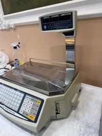 ميزان كاشير • معدات محاسبية • الكترونيات