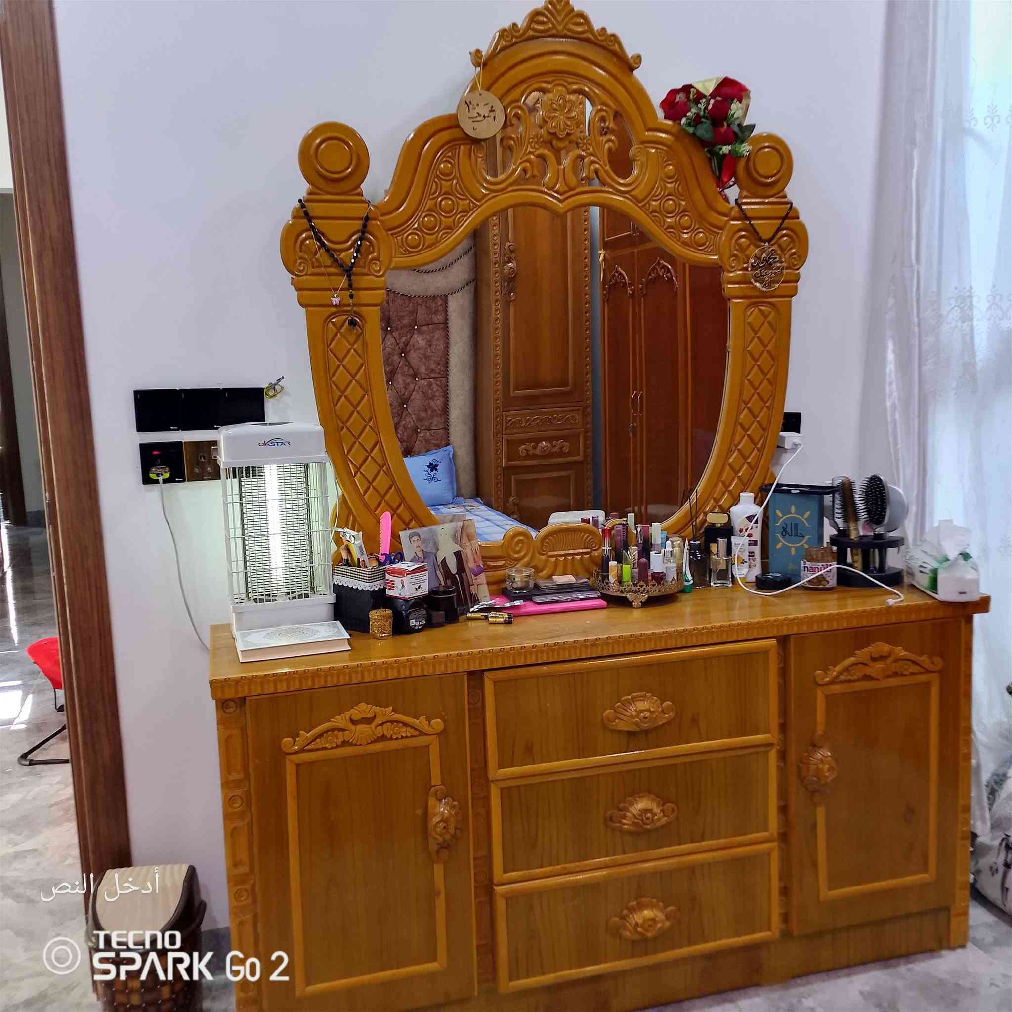 غرفه للبيع  راس التخت ومرايه التخت 250والمريا 100


**إذا كنت صاحب هذا الإعلان وتريد حذفه لأي سبب، رجاءا أرسل رسالة إلى الدعم الفني**