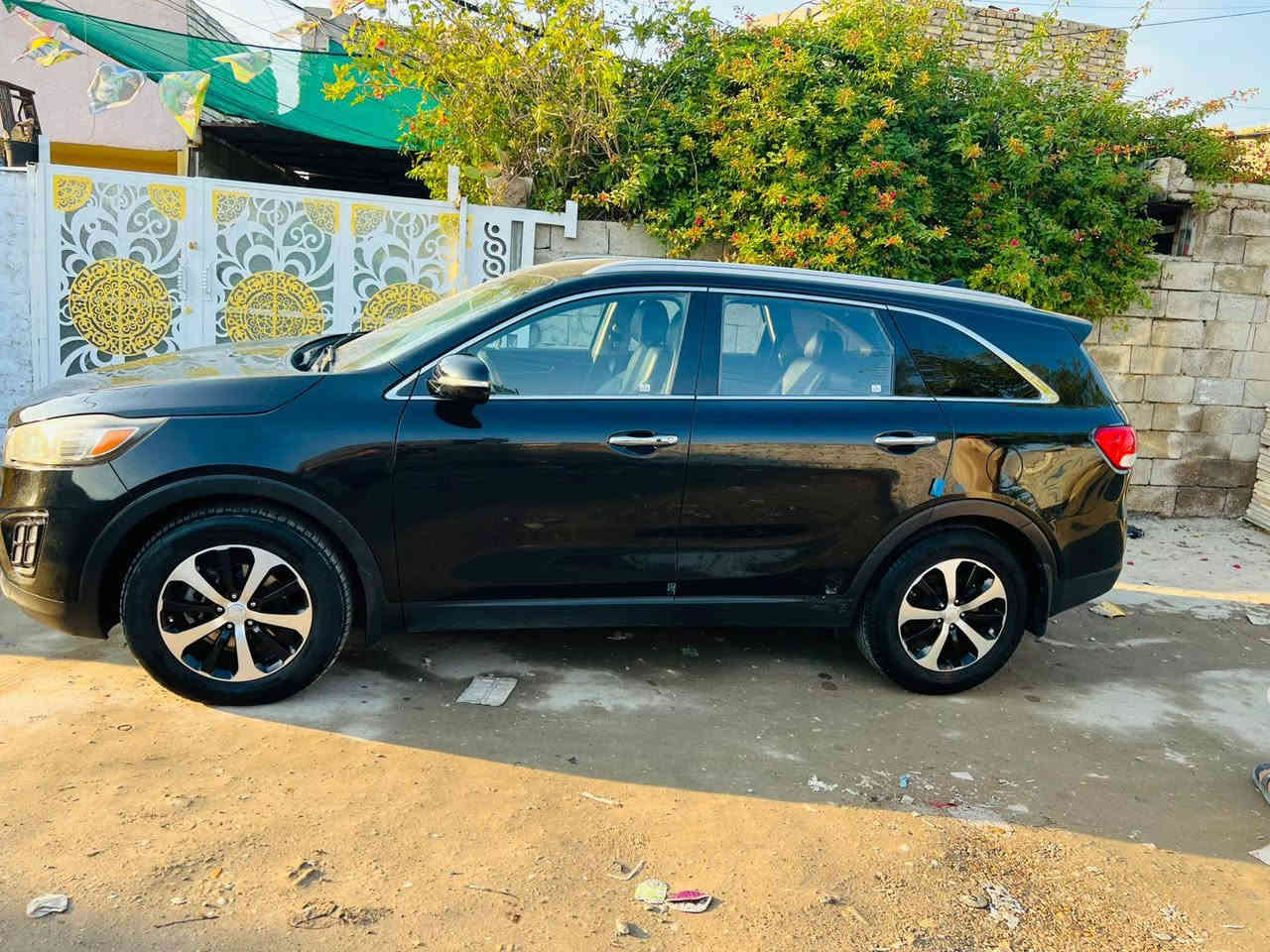 السلام عليكم سورنتو وارد امريكي  مديل 2016 محرك 4سلندر 2400 فول مواصفات ماعدا الفتحه مواصفات ex كشنات جلد  جنطه كهرباء بيها قطعتين تبديل جاملغ وبنيد مكفول الشواصي واللغد جاهزه من كلشي تدفئ وتبريد سياره بأسمي تحويل ثاني يوم سنويه 2028  السعر 160 بيها مجال بسيط  العنوان بغداد الشعب للاستفسار ***********
