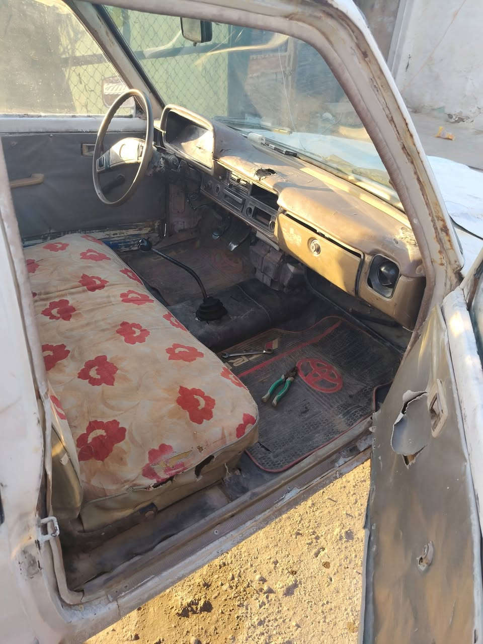 السلام عليكم ورحمه الله وبركاته للبيع بكم 85 كلها شرط ابيع حبل السعر مليونين وبيها مجال لاتصال ***********
