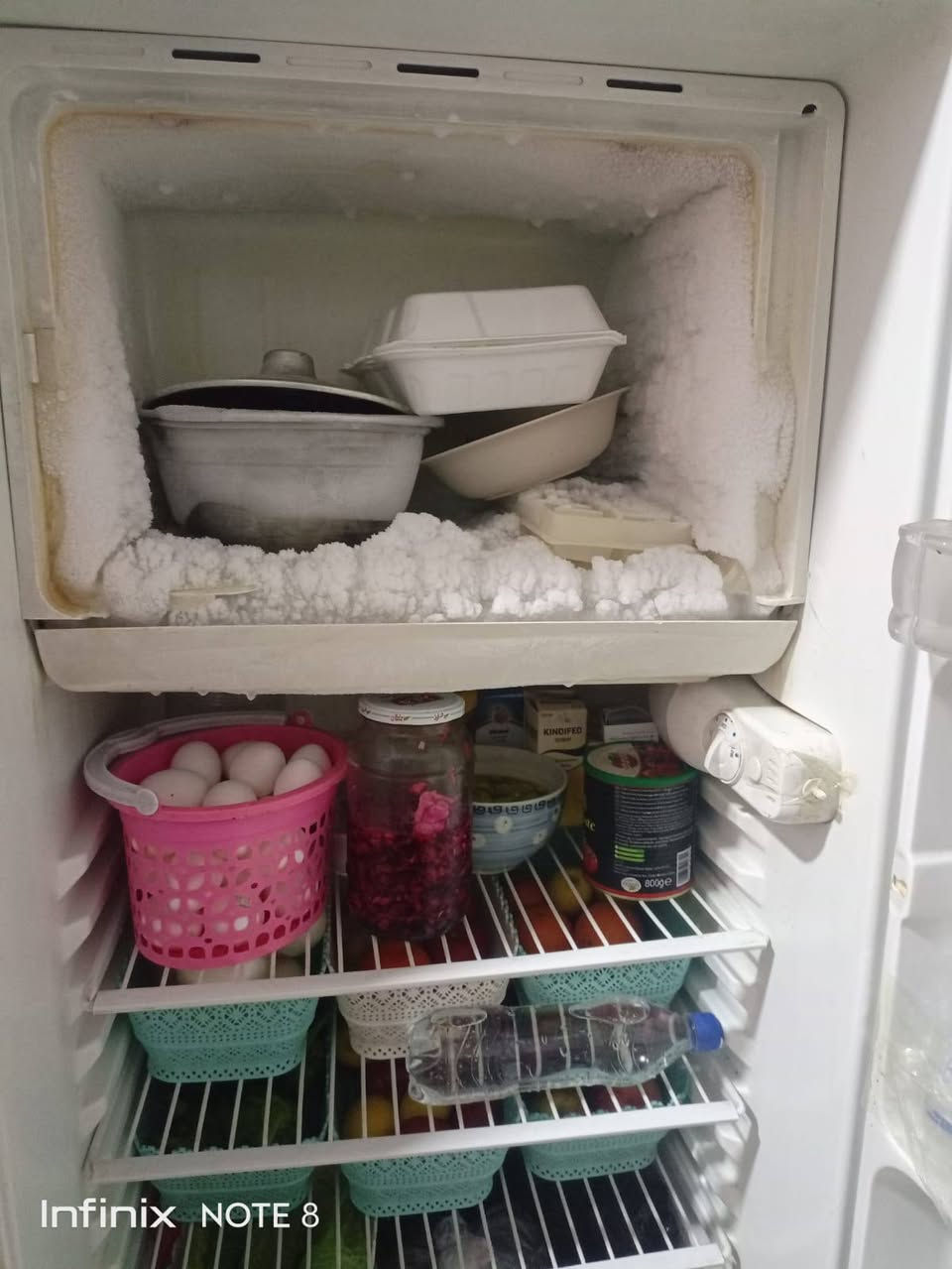 متاح ثلاجه نضيفه وخير من الله مثل ماشوفون مكان طويريج الجمعيه السعر 100 وبيه مجال ***********1
