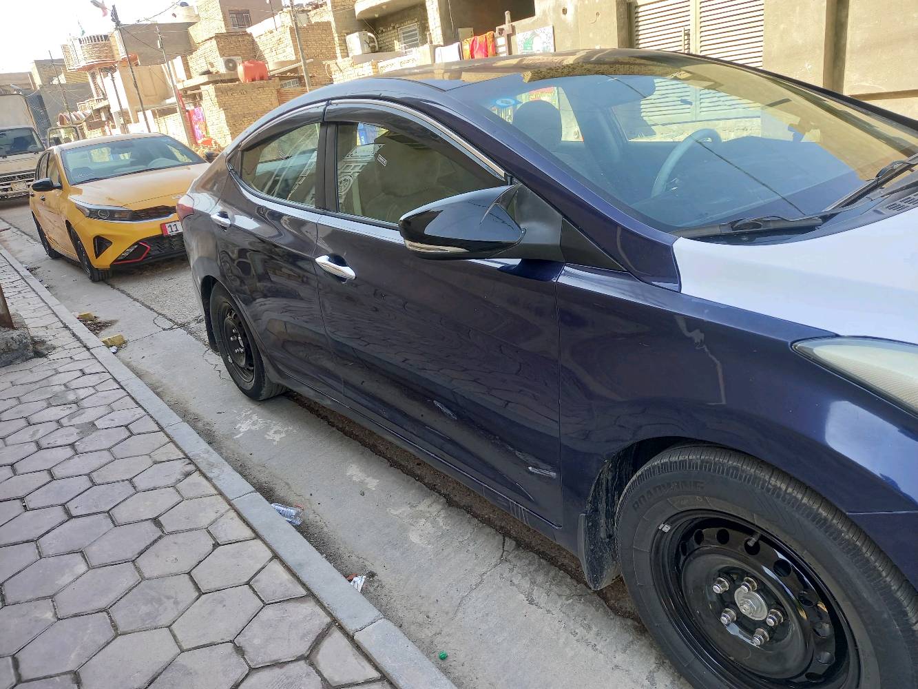 النترا ١٣امريكي مكينه ٢٠٠٠دوش جديده قبل ١٥يؤم شادها ضربتها بالجنطه واصله للحوض بيها قبق جنطه مبدل مكينه كير كفاله حداديه تبريد كهربائيات كلها شغاله شاشه تحكم استيرن سياره جاهزه مابيها نقص رقم بغداد الجديد شرط التحويل مكان السياره واسط 