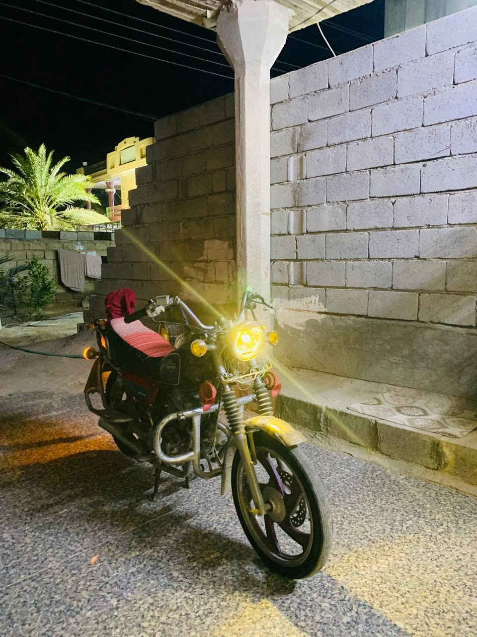 سلام عليكم موطور جني شغال كهربايات كلهه شغاله نكره سلف نظافه فول محرك شرط /رقم الهاتف : *********** سعر عل اتصال
