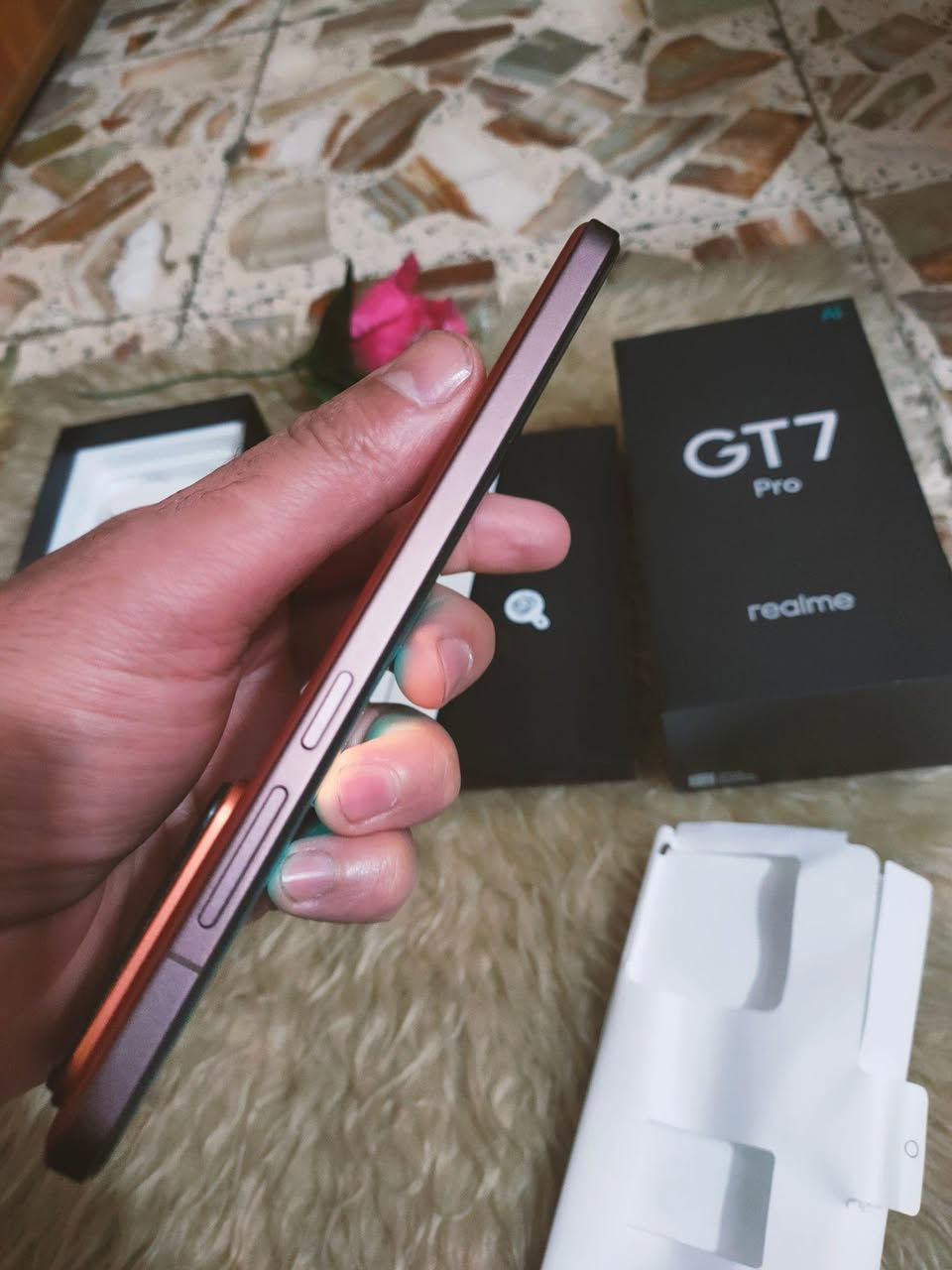 سلام عليكم اخوان جهاز ريلمي جي تي 7 برو انتبه اخوان نسخه عالميه وليس صينيه 512 كامل الملحقات مع لاسق اصلي وفلاتر سماعات اخوان معالج 8 اليت وبطاريه 6500 وشحن 120 واط ومقاومه p69 للبيع او المراوس مكاني بغداد مدينه الصدر توصيل ماعندي للستفسار خاص او وات ساب *********** بسعر ثابت 725 الف فقط بغداد, العراق
