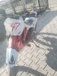 موتوسيكل • للبيع