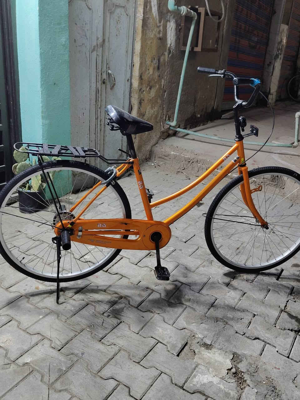 سلام عليكم باسكل للبيع مديل 22 نضافه فول غرضه كامله مكان نجف السعر 130 بي مجال رقم ***********
