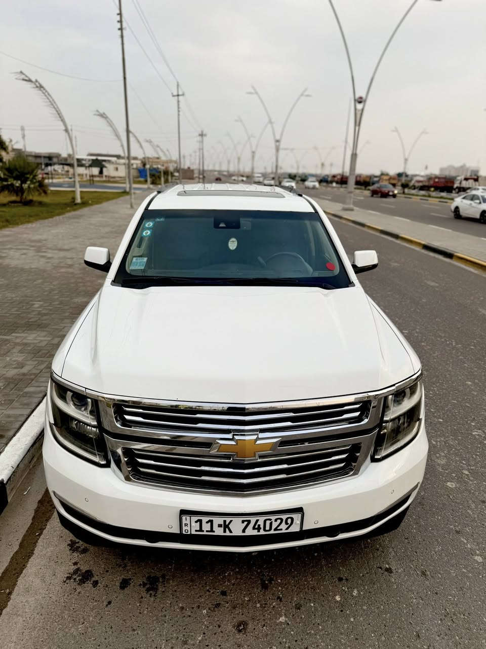 الـسـلام عـليكـم شوفرليت تــاهـو
موديل 2015 خليجي وكـاله المنــصـور 
رقم بغداد نكليزي بسمي سنويه لـلــ 2031
كفاله من الضربه وتبديل وصبغ ماعدا بارد 
محرك وكير بشرط مامفتوحات  ماشيه 120KM
مواصفـات LT  فتحه سقف كشنات جلد قاصه
 صندوگ كهرباء   السعر 295 وبيه مجال بصيط 
   رقـــم الــهـاتـف: ***********
