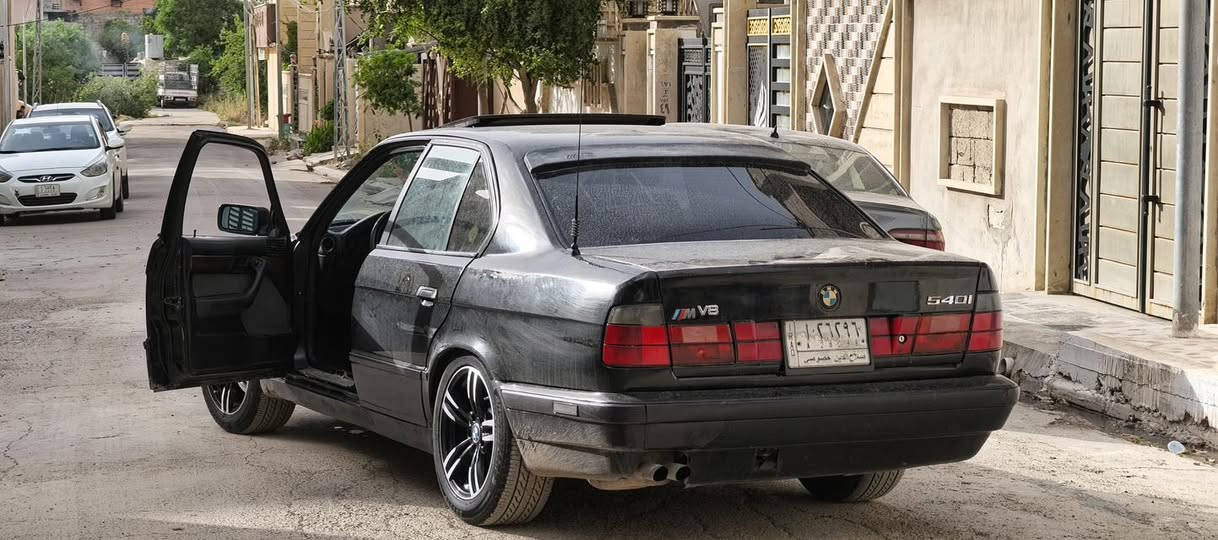 بي ام 530 اصل وفصل شرط تحويل  كير محرك شرط بيها تحريكه تشك الكاع بيها معدل نار سعر 50 بيها مجال مكاني موصل للاستفسار واتساب ***********
