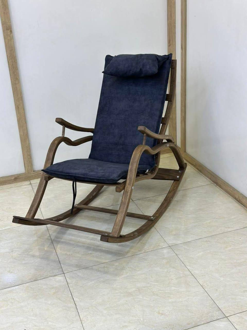 كرسي هزاز خشب زان طبيعي ماليزي نوعيه ممتازه وتصميم 
يتحمل وزان ثقيله جدا 💯 
تصميم بغدادي 😍😍😍

منشأ تركي 😍🇹🇷 

للحجز والاستفسار يمكنك مراسلتنا على الصفحه الرئيسيه 
وايضا يمكنك لاتصال واتساب او تصال هاتفي 📞📞
رقم الهاتف ***********

توجد خدمه توصيل كافه محافظات العراق 🚛🚛🚛🚛
