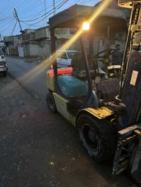 رافعه شوكيه كوماتسو كامله جاهزه للعمل جب عالي 3حركات  السعر 55وبي مجال...