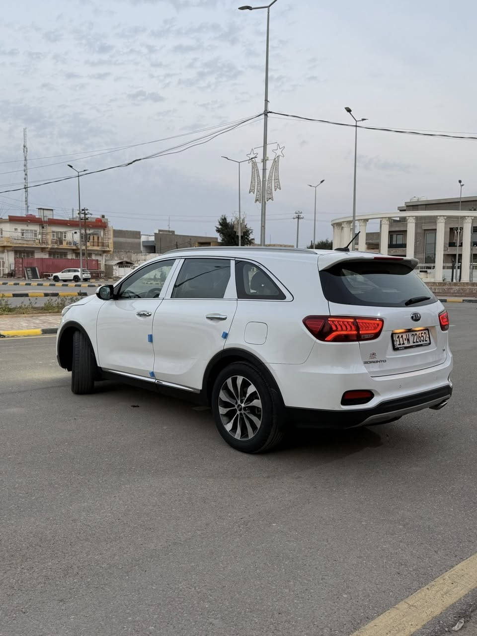 السلام عليكم
كيا سورنتو موديل 2019 ماشيه 55 الف كم بيهة الجاملغ الامامي نشخط ونصبغ فقط سونار واضح كدامك سونار بي كل التفاصيل 

ماشيه 55 الف كم جديدة كارتون جاهزة من كلشي بسمي تحويل مباشر 

موصفات 

محرك 6 سلندر شرط الفحص ممفتوح بي اي شي

بصمه شاشه 

جلد كشنات كهرباء 

7 راكب 3 قطع تبريد باقي الموصفات المعروفه 

تخم تاير جديد سيارة اخت الزيرو جاهزة من كلشي سعرهة 248 مكاني واسط قضاء الحي 

***********

***********
