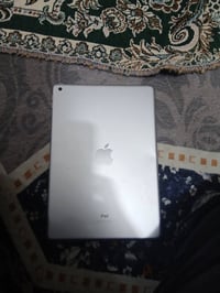 آيباد ٩ • خدش خفيف • واتساب