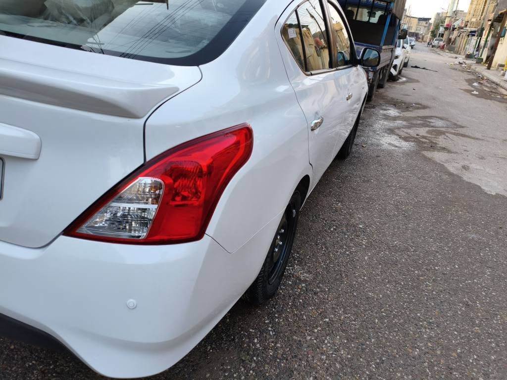 السلام عليكم 
نيسان هندي مديل 2025 زيرو ماشيه 400 يعني بعدهه ما صايرة الف كفاله عامه من الزلغ ...وكاله مجانيه
مراوس فقط .. ب النترا 2025 تجميع مراوس فقط.  هاتف *********** مكان السياره بصره البصرة, العراق
