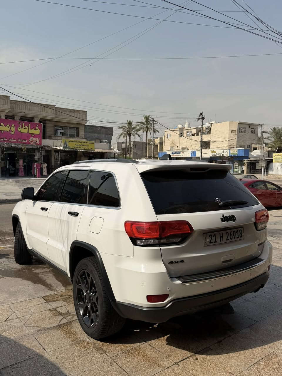 السلام  عليكم ورحمة الله وبركاته

‏‎‏‎       ——— لـلـبـيع  ———

جيب گراند شيروكي - Jeep Grand Cherokee

‏‎‏‎وراد امريكي .     —    

‏‎‏‎الموديل           —    2018

فئة.                 —    لمتد 

حجم المكينه   —     3600/ V6

‏‎‏‎اللون               —     ابيض     

‏‎‏‎المسافه المقطوعه — 98000mil

‏‎‏‎حاله السياره.    —    ( جاملغ +بنيد بدون شاصي بدون لغد فقط بارد بلغد )

‏‎‏‎المواصفات 

‏‎‏‎- بصمة تشغيل 

‏‎‏‎- بصمة أبواب 

‏‎‏‎-تشغيل عن بعد 

-رادار خلفي 

‏‎‏‎-كشنات جلد بيجي

- شاشه ديجتال 

-اشاره بالمرايه 

-حساس  خلفي 

-بردات خلفيه ‏‎

‏‎‏‎-شاشه كبيره تدعم نظام الأبل كار باي ونظام الاندرويد

-شاشه عداد ديجتال

-فتحت سقف  

‏‎-دبل اكسل 

‏‎-اوتو ستوب

‏‎-وضعيات قياده 

‏‎‏‎-كشنات تدفئة ( اماميه - خلفيه ) 

-كشن السايق خزن ميمور 

-ستيرن تدفئة 

‏‎-صندوق كهربائي 

‏‎‏‎-كرسي السايق والراكب بحركة كهربائيه 

‏‎‏‎-تحكم ستيرن جهتين 

‏‎‏‎-تحديد سرعه 

‏‎‏‎-مانع انزلاق 

‏‎‏‎-ليد نهاري

‏‎‏‎-كامره خلفيه دواره 

‏‎‏‎باقي المواصفات المعروفه 

‏‎‏‎السعر            — 20800وبيه مجال بسيط  

‏‎‏‎رقم السياره    — السليمانيه   سنويه مضلل هزه جديده سنويه جديده 

‏‎‏‎موقع  السياره — بغداد الغزاليه  

‏‎‏‎للأستفسار.     — ***********
