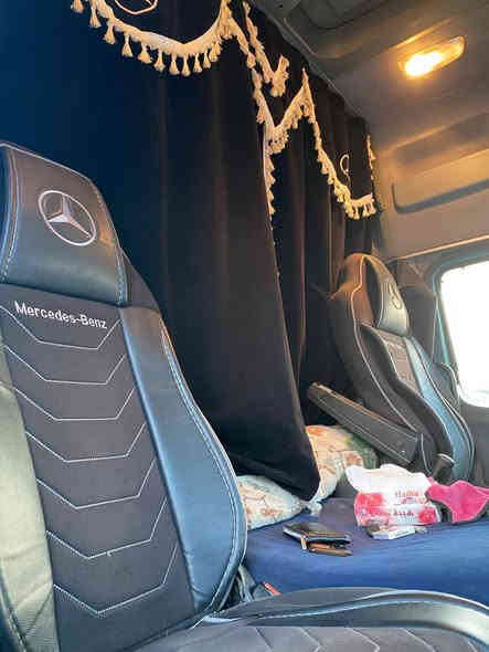 اتيكو سطحه 2007 فحل 8 برغي ٤ سلندر حجم 22 بدي ثلاث جكات ويل كب امامي درع ستيل سياره خير من لله الاستفسار ***********
