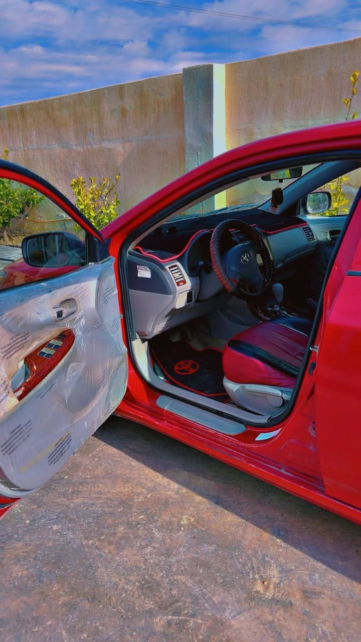 السلام عليكم 
كورلا موديل 2009 
وارد امريكي. 
رقمها صلاح الدين دولي بسمي 
سنويه لل٢٠٢٩ 
سياره كلين بيها فقط جاملق يمين مسافة شبر 
سيارة جاهزه ما تصرف عليها ربع 
تدفئه تبريد  صدر جديد تواير جدد 
غرفتها حلوه وجديده 

سعرها ١١٤. وبيها مجال 
***********
