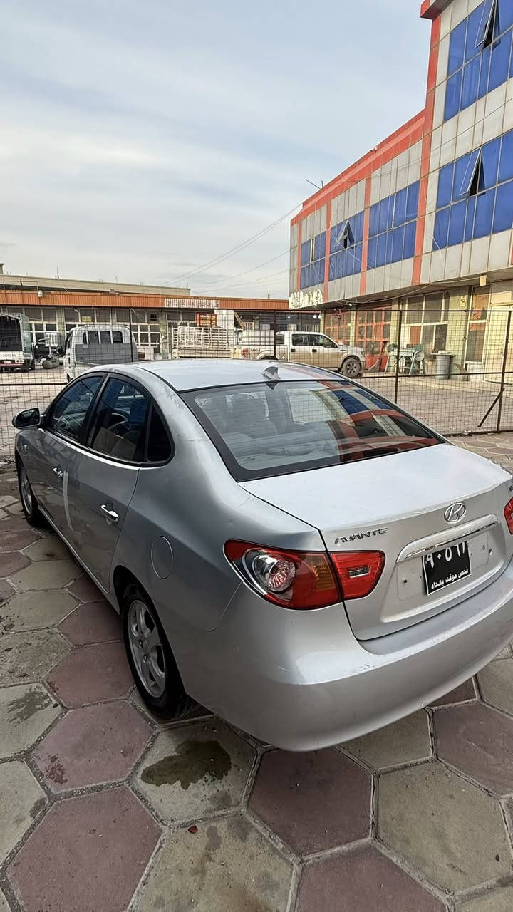 ئاڤانتی ٢٠٠٨ 
دەکشن بەرز
تەبرید لەمس  
٤ تایەی لۆک 
برێکی بەستراوە 
کامل جایزە
٤٥ گەڵا و معامەلەیە برایانە 
لە سلێمانیم
***********
