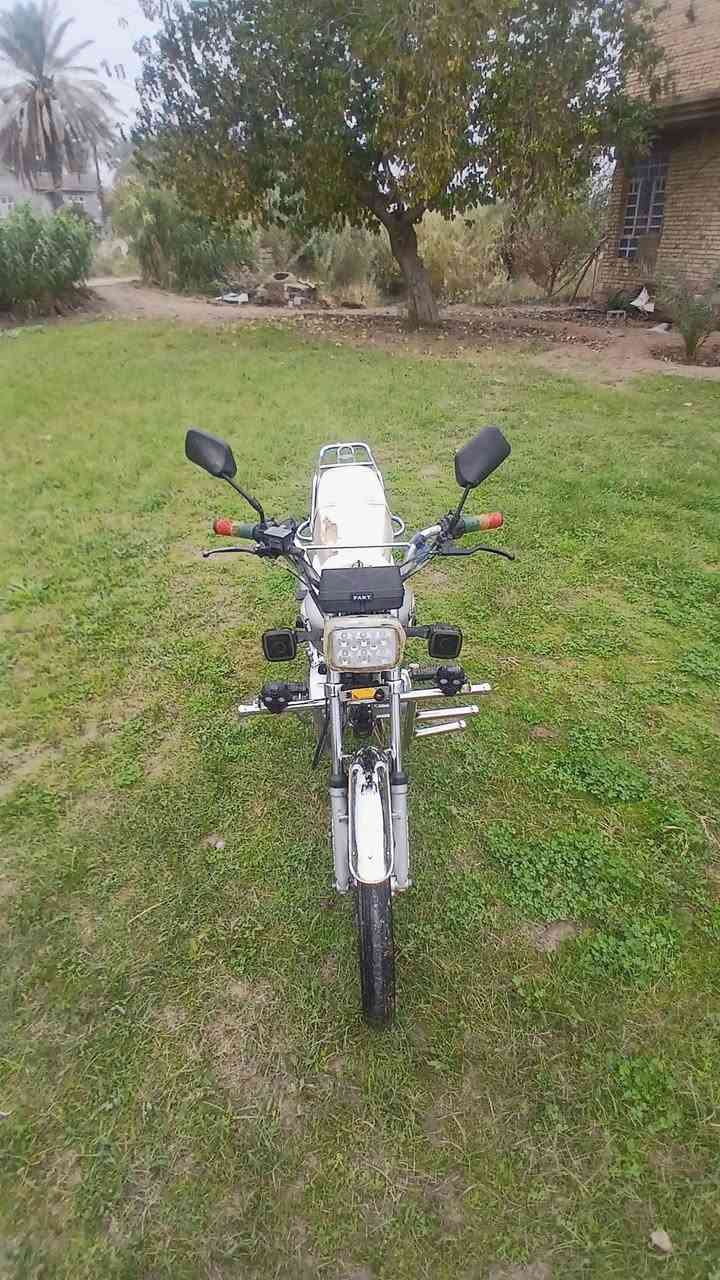 سلام عليكم اللبيع دراجه موديل 2021 وراق كامله محرك وكير كفاله عامله كهربيات كله شغاله مكان ديالى بعقوبه متوازي عله بيعته شراي ينتصل بي خير وتبشر سعر 350 بيه مجال بصيط رقم الهاتف *********** ما متواجد عله الفيس
