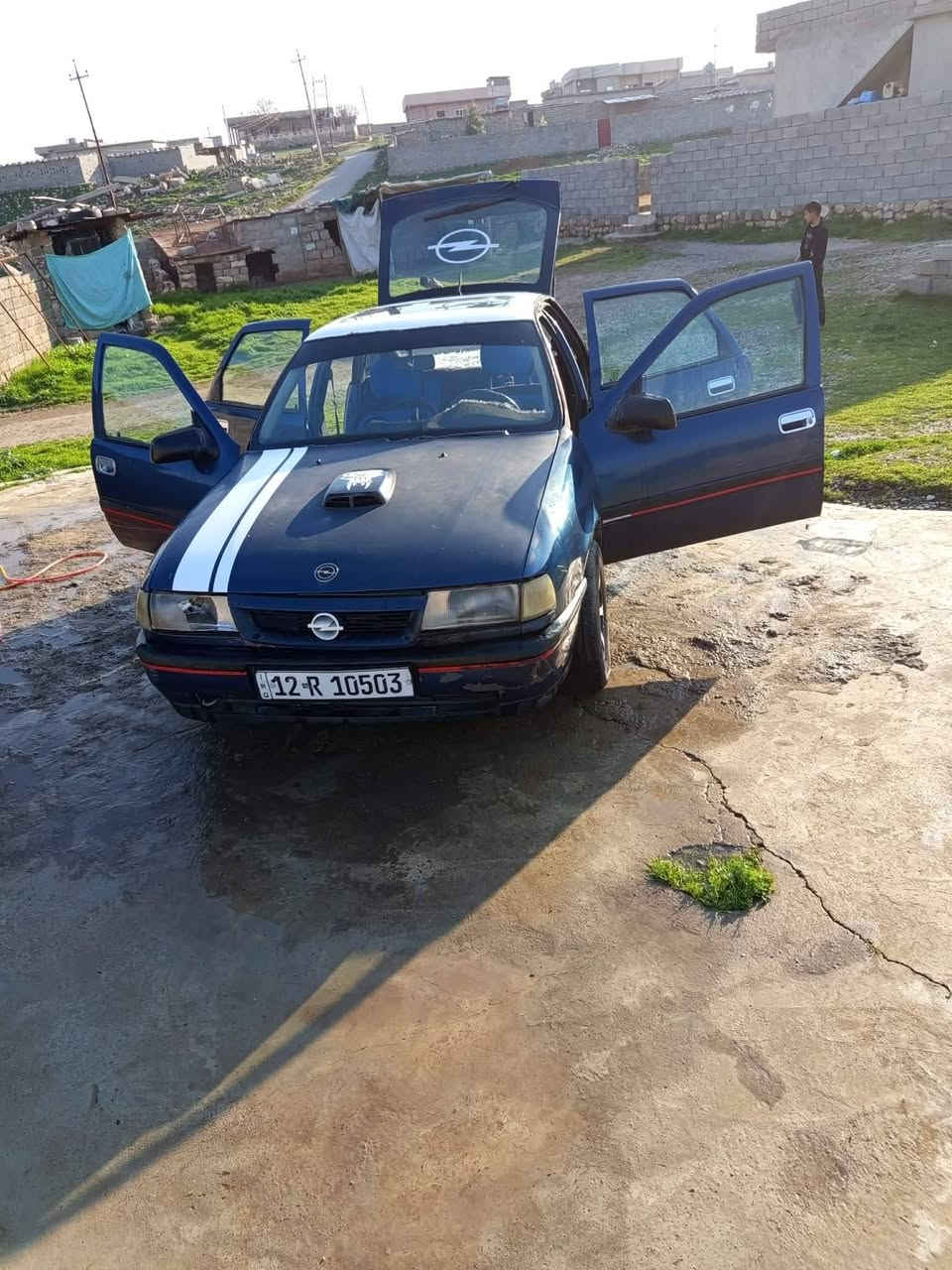 السلام عليكم اوبل فيكترا موديل 91 حجم 20 محرك شرط السعر 30 *********** ا ***********
