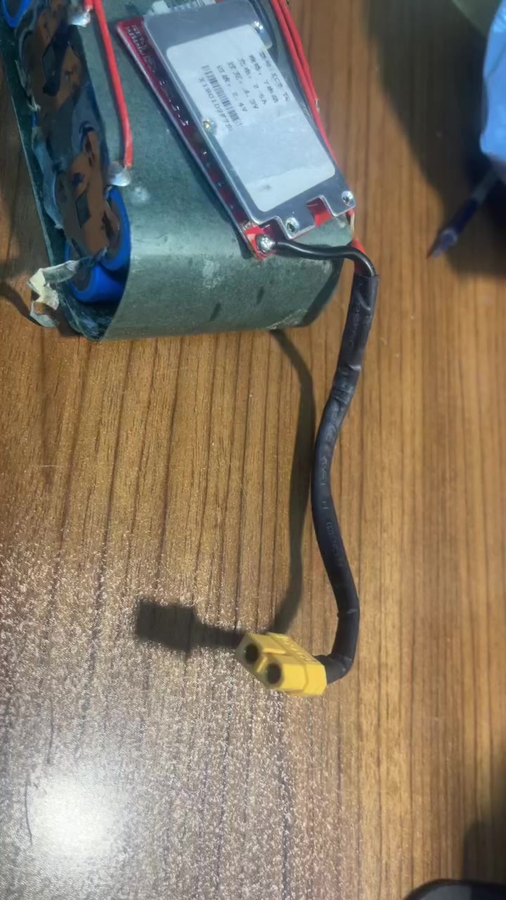 بطاريه بهالشكل تابع الفيديو


**إذا كنت صاحب هذا الإعلان وتريد حذفه لأي سبب، رجاءا أرسل رسالة إلى الدعم الفني**