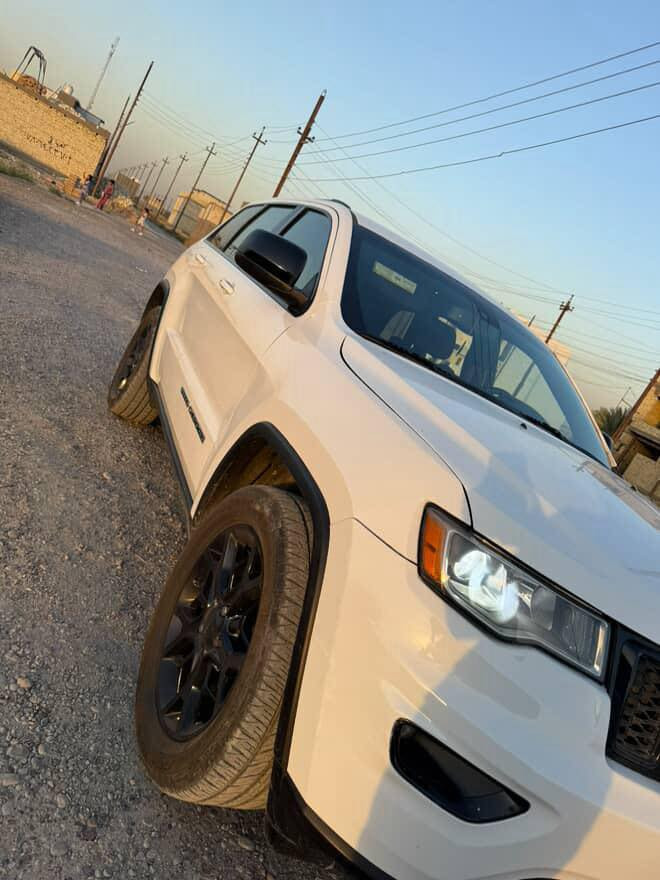 جيب كراند شيروكي لاريدو 2020
ضرر 3 قطع

بنيد جاملغ وباب السايق

بدون فتحة - تو ويل

رقم اربيل

زيرو مسج

محرك 3600

شاشة كبير كاربلي - اندرويد اوتو

حساسات خلف وتوقف ذاتي

رادار نقاط عمياء

كشن كهرباء

نظام start/stop

ويلات مال S

شاحن وايرلس

كامرة خلفية اصلي

تشغيل عن بعد

السعر 20,900$ بيها مجال

مكان السيارة الحارثية

***********
