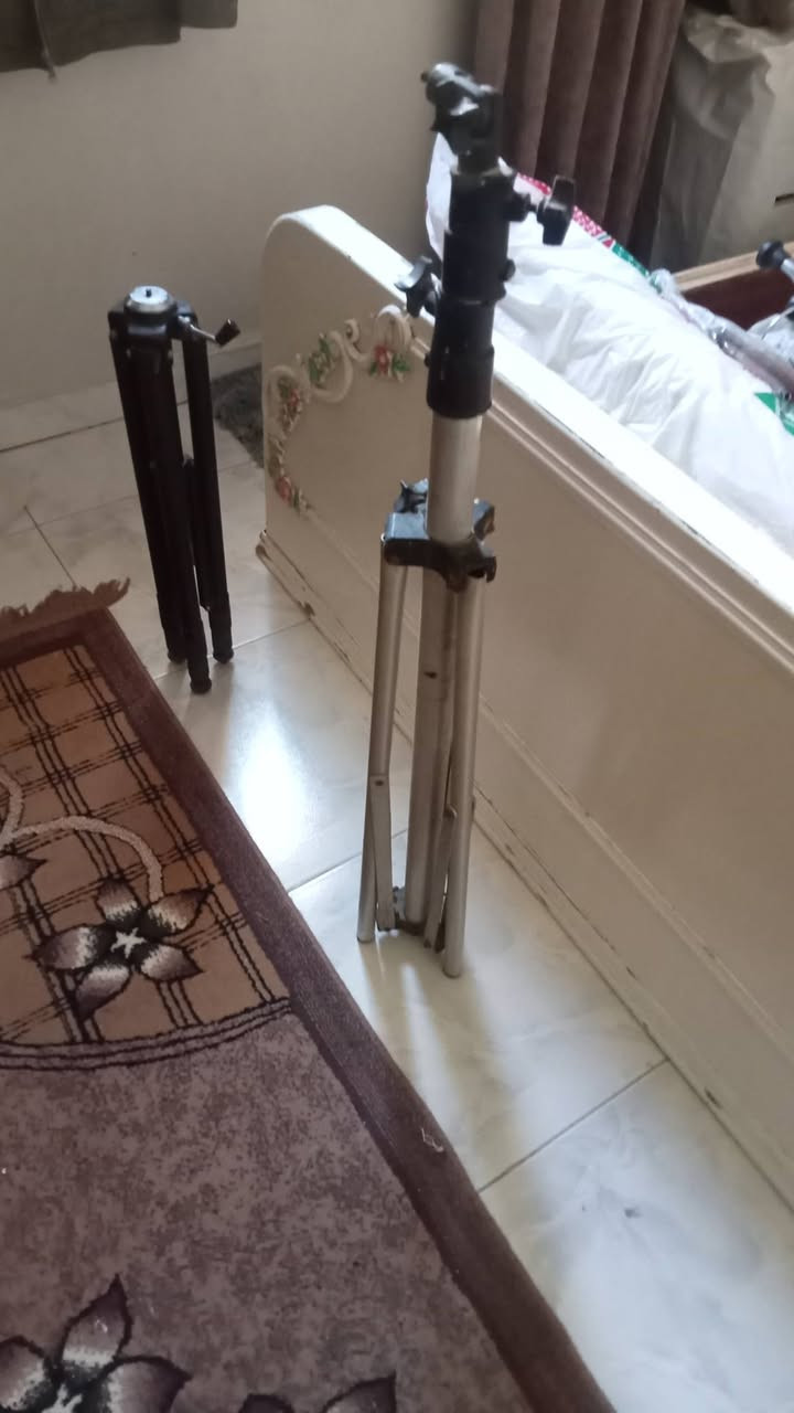 متوفر لدى كاميرات تصوير.. وشواحن نيكل كاديوم..2حامل شمسيه الاستوديو... فلاشات..حامل كاميرا


**إذا كنت صاحب هذا الإعلان وتريد حذفه لأي سبب، رجاءا أرسل رسالة إلى الدعم الفني**