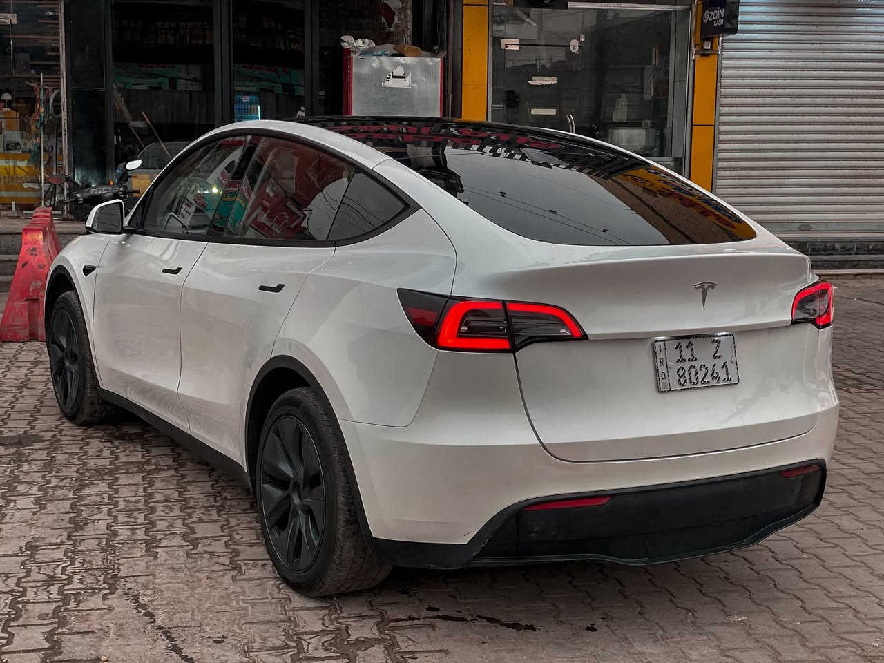 السلام عليكم تيسلا y موديل2024 
-لونك رنج تك ماطور-
-اونلاين باسمي فونكي متصله-
-الحادث شبه كلين بلادي بدون اي تبديل-
-مكاني بغداد حي اور-
-رقمي *********** -
-موجود،ماسنجر،اتصال،واتساب-
-السعر 215$-
