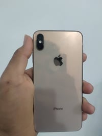اكس ماكس للبيع سعر مناسب اللي يريد يخابرني خاص. 07878606006