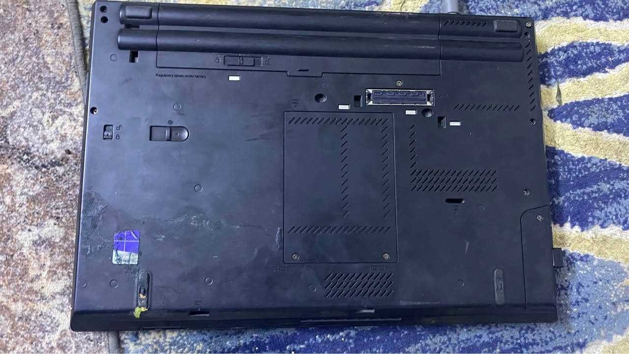 لابتوب لينوفو ذاكرة 256 بطاريتها تعبانة شوية وبيها هاي الخط بالشاشة مكاني ديوانية كوراي i5 جيل السادس ديوانية, القادسية


**إذا كنت صاحب هذا الإعلان وتريد حذفه لأي سبب، رجاءا أرسل رسالة إلى الدعم الفني**