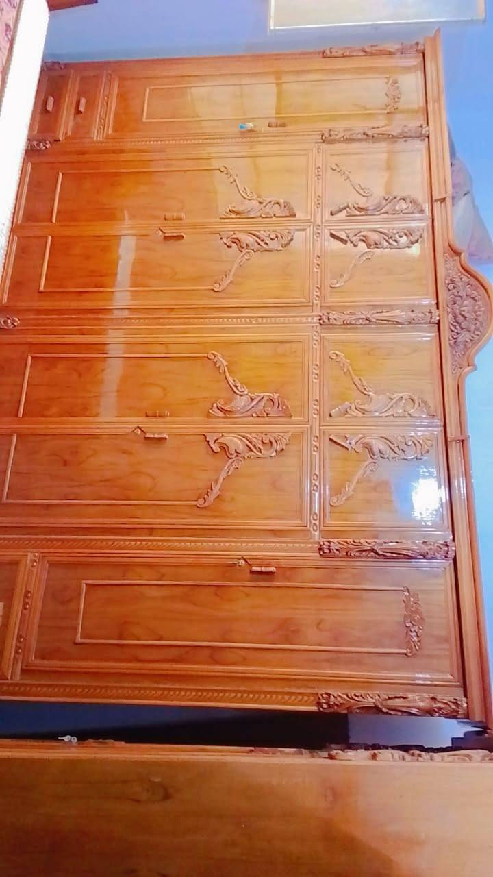 السلام عليكم من رخصة الأدمن  غرفه  اخشاب تسكام وزن فصال درجه أوله        زان مو العادي  ضخمه الغرفه كلش وجديده كلش مال متوازي  السعر 1/500وبيه مجال  والمو شراي لايكسر بحلال العالم  مكاني بابل ابي غرق رقم *********** ولواقع احله من صور
