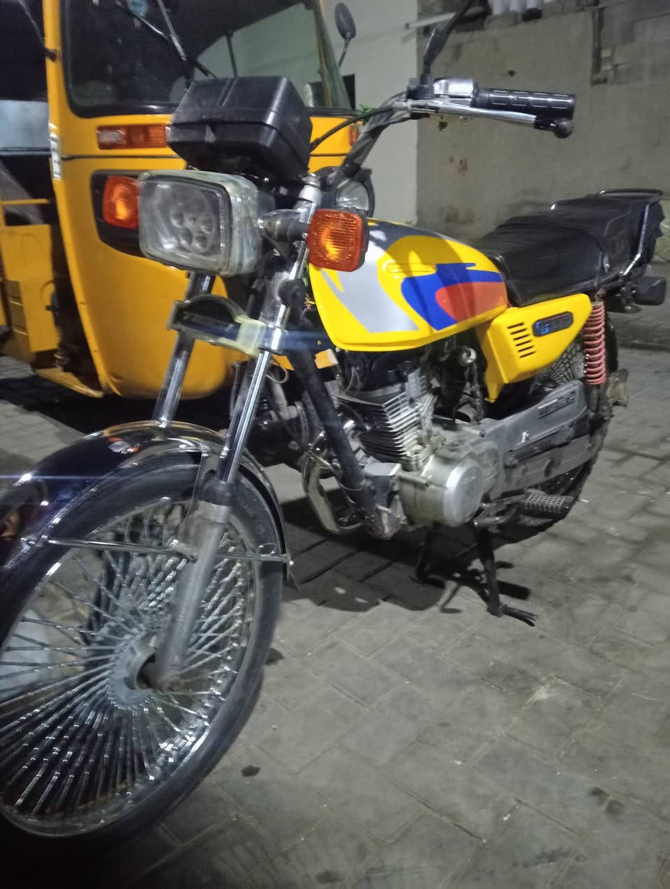 سلام عليكم
ايراني موديل 2020 اوراق استنساخ وكمرك متفوع الدراجه غير من الله مابيها نقص اشاير مايشتغلن وهورن يرادلهن بس ربط مكان مدينه الصدر ***********
