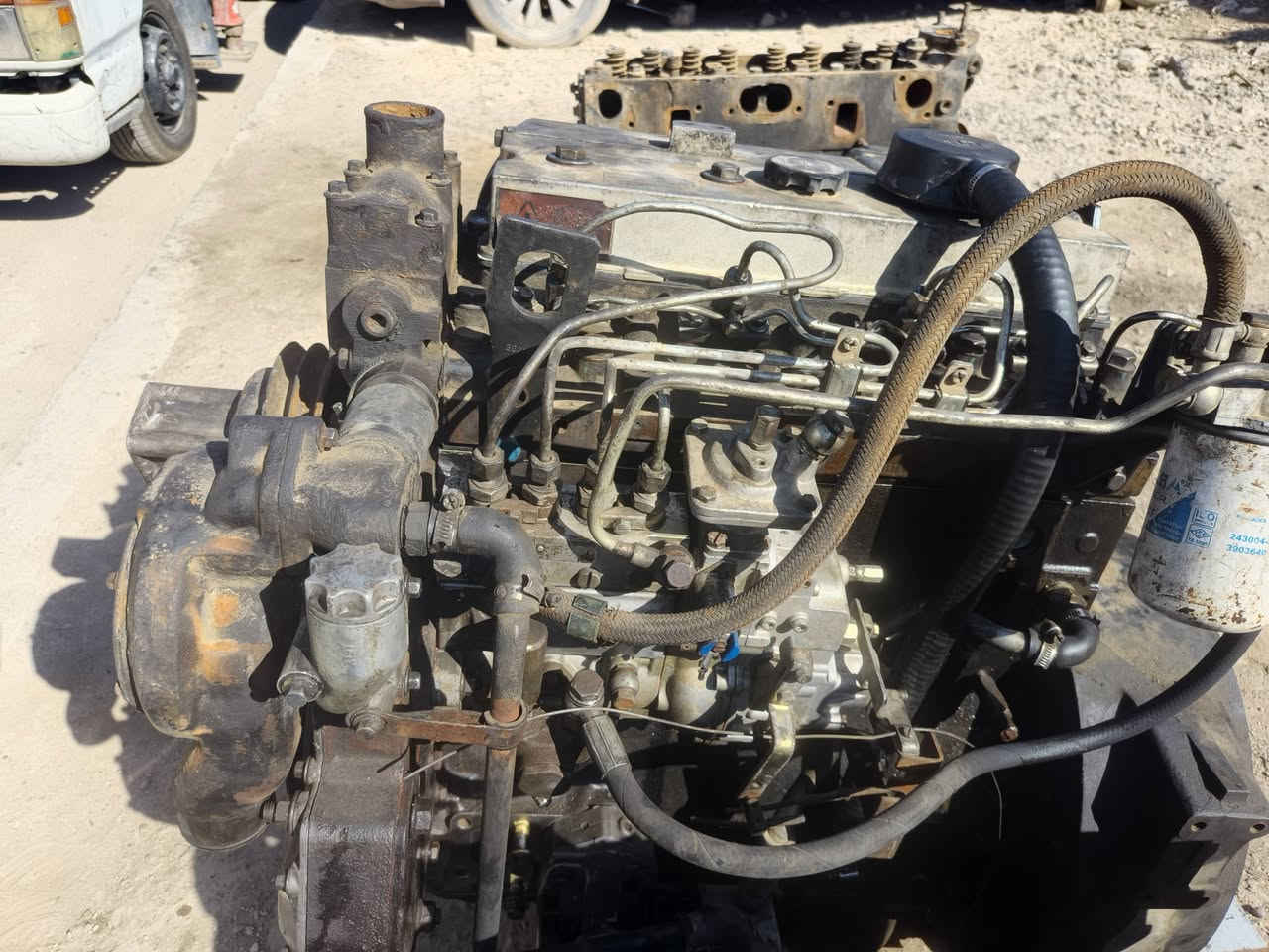 سلام عليكم محرك عدد(٢) تفصيل للبيع ومحرك مولد بلاد لوفل جاهز للعمل زعفرانية رقم الهاتف ***********
