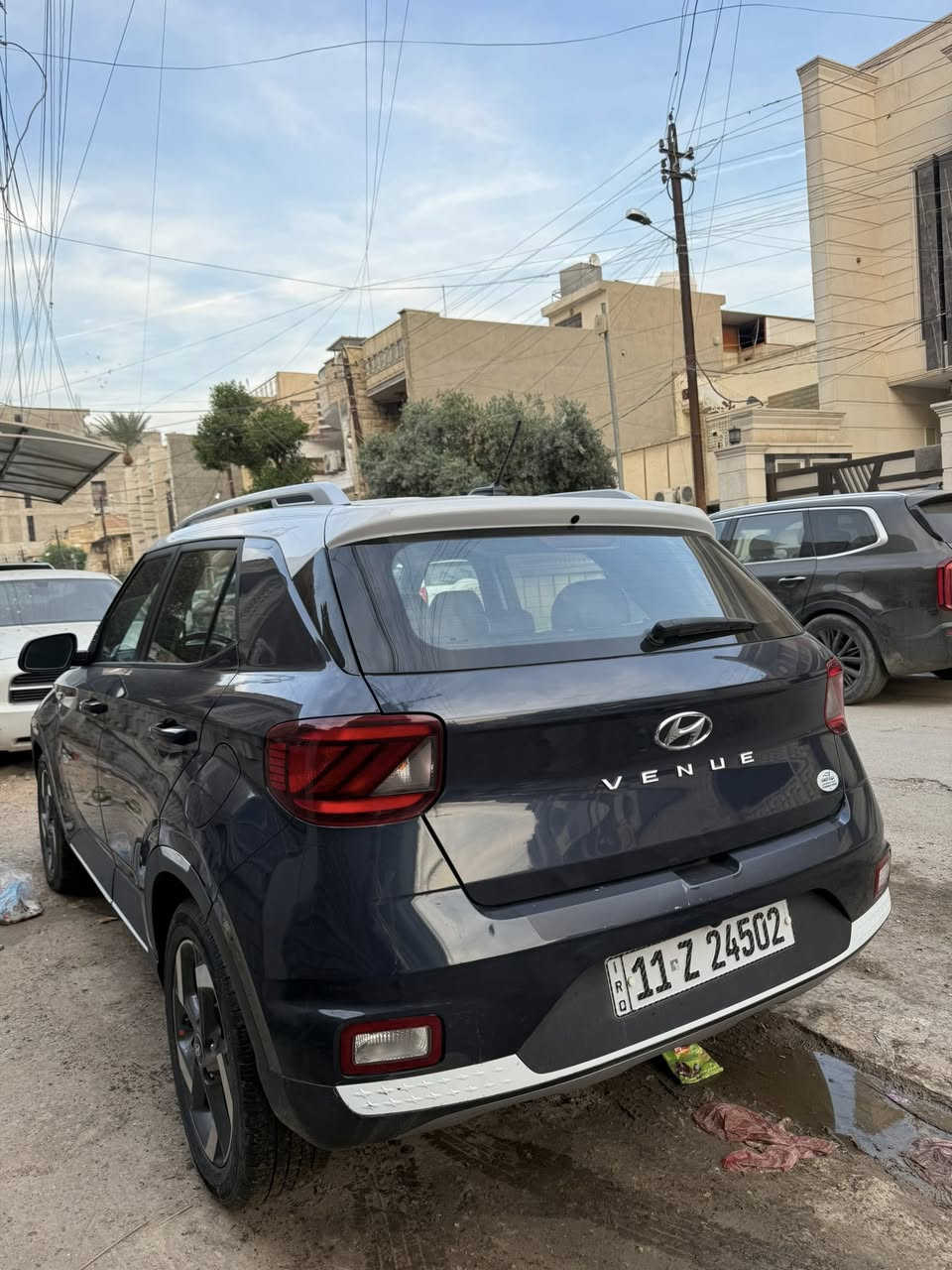 السلام عليكم
هواندي فينيو

موديل 2023

لون نيلي +نيكل ابيض 

وارد امريكي 

رقم بغداد 

بصمة 

تشغيل عن بعد 

السيارة بدون حادث 

فول مواصفات ما عدا فتحة السقف

ما شية 35الف 

السعر 155

***********

العنوان بغداد  الغدير

(مكلف بالنشر)
