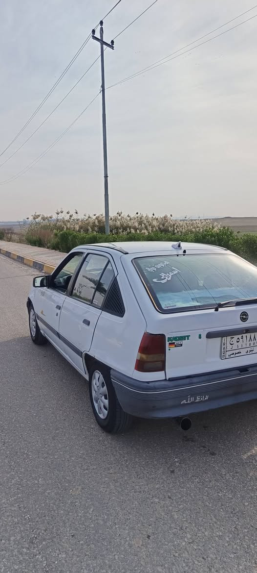 اسلام عليكم كاديت حجم 16 موديل1991✅
رقم نينوى الماني سنويه2028✅
بدون صبغ بدون ظرر كير مكينه بشرط 💯
طخم جديد  تايات جديد 💯
كيجات وايرمنيه كلها شغاله 💯
كشنات وبطاين وارضيه  نظيفه  💯
مسجل وسستم سماعات جديد 💯
شرط الوكاله التحويل من الشرعي ✅
كابون بانزين ⛽
عنوان موصل ايسر
 ‪***********
‏‪***********‬‏
